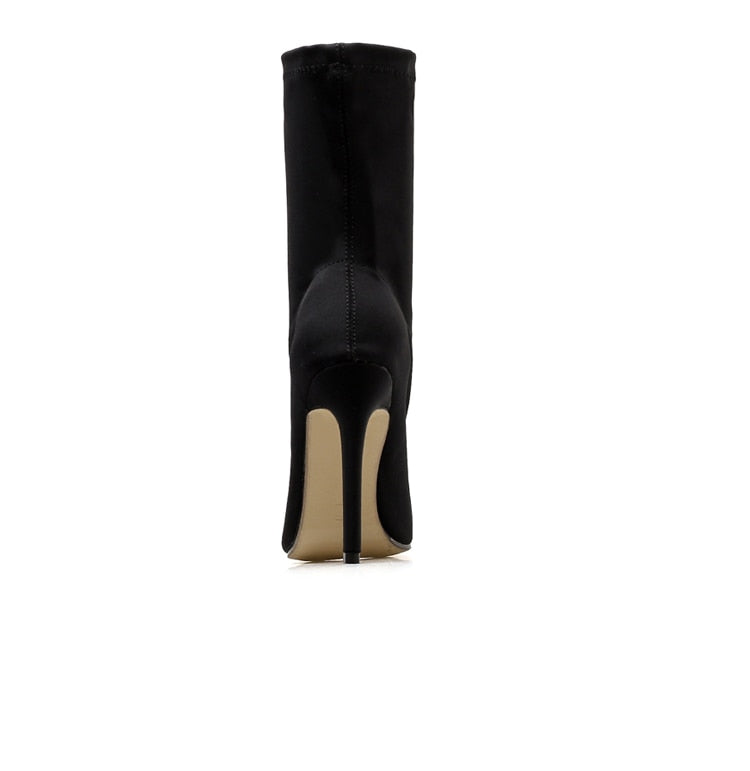Zoe | Botines calcetín negro y blanco de tacón